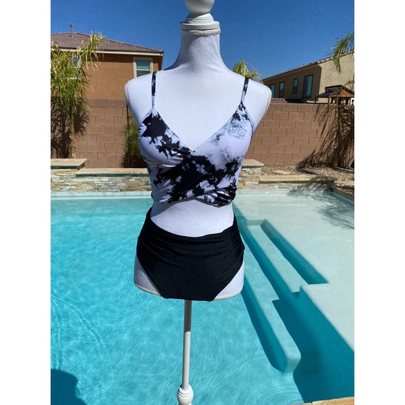 Tankini - Picture 2 of 5